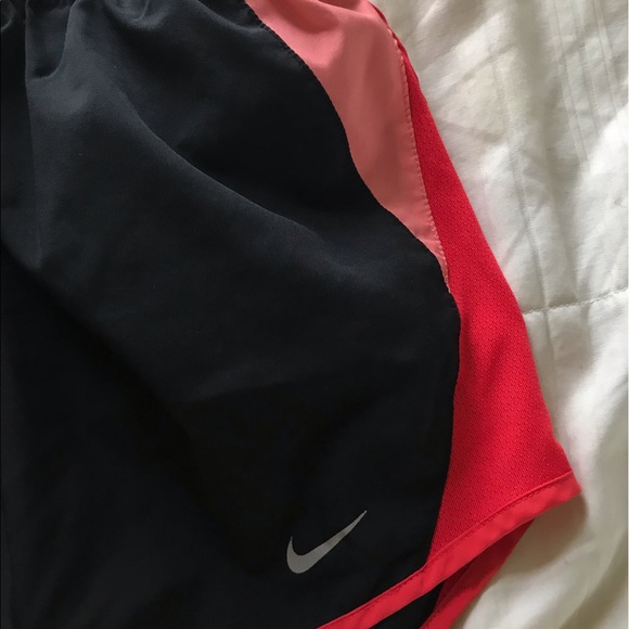 nike shorts - Picture 6 of 8